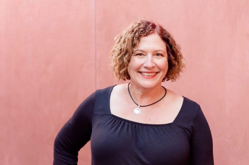 Dr Laura Paris, functional medicine acupuncture Capitola CA