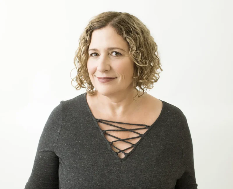 Dr Laura Paris, functional medicine acupuncture Capitola CA