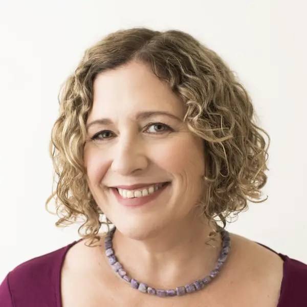 Dr Laura Paris, functional medicine acupuncture Capitola CA