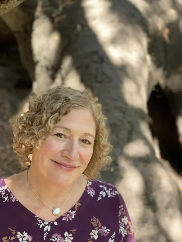 Dr Laura Paris, functional medicine acupuncture Capitola CA